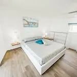 Marechiaro House Daire *