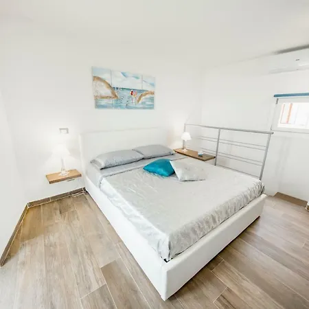 Marechiaro House Apartment *