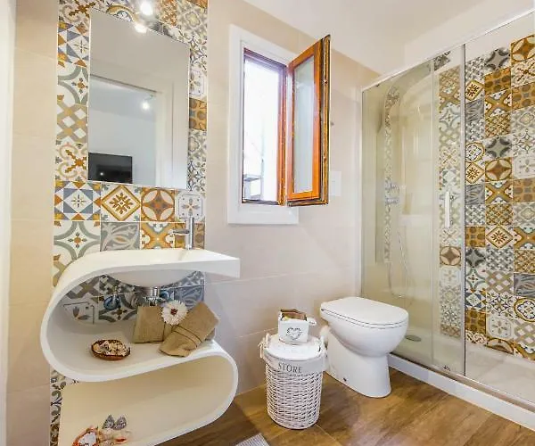 Marechiaro House Апартаменты Чефалу