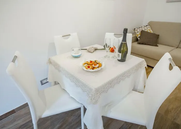 Marechiaro House تْشيفالو